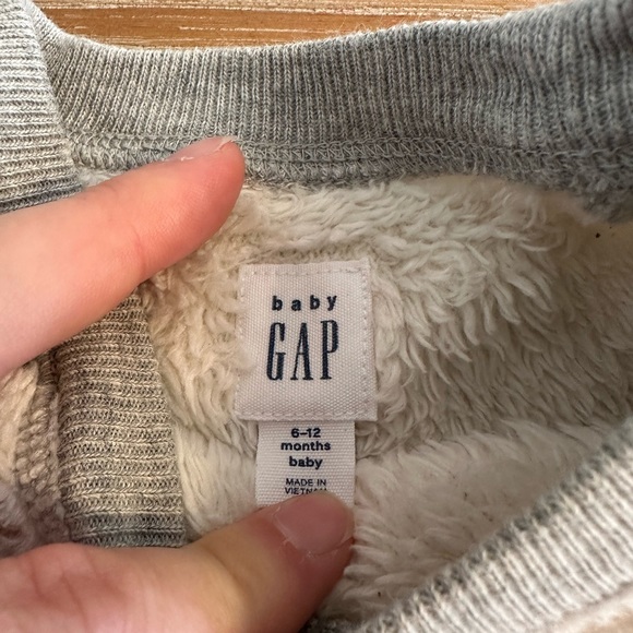 Gap fuzzy polar bear outfit - Picture 4 of 5